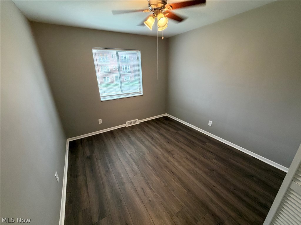 2537 Noble Road Cleveland Heights OH 44121