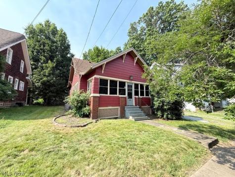 1504 Preston Avenue Akron OH 44305