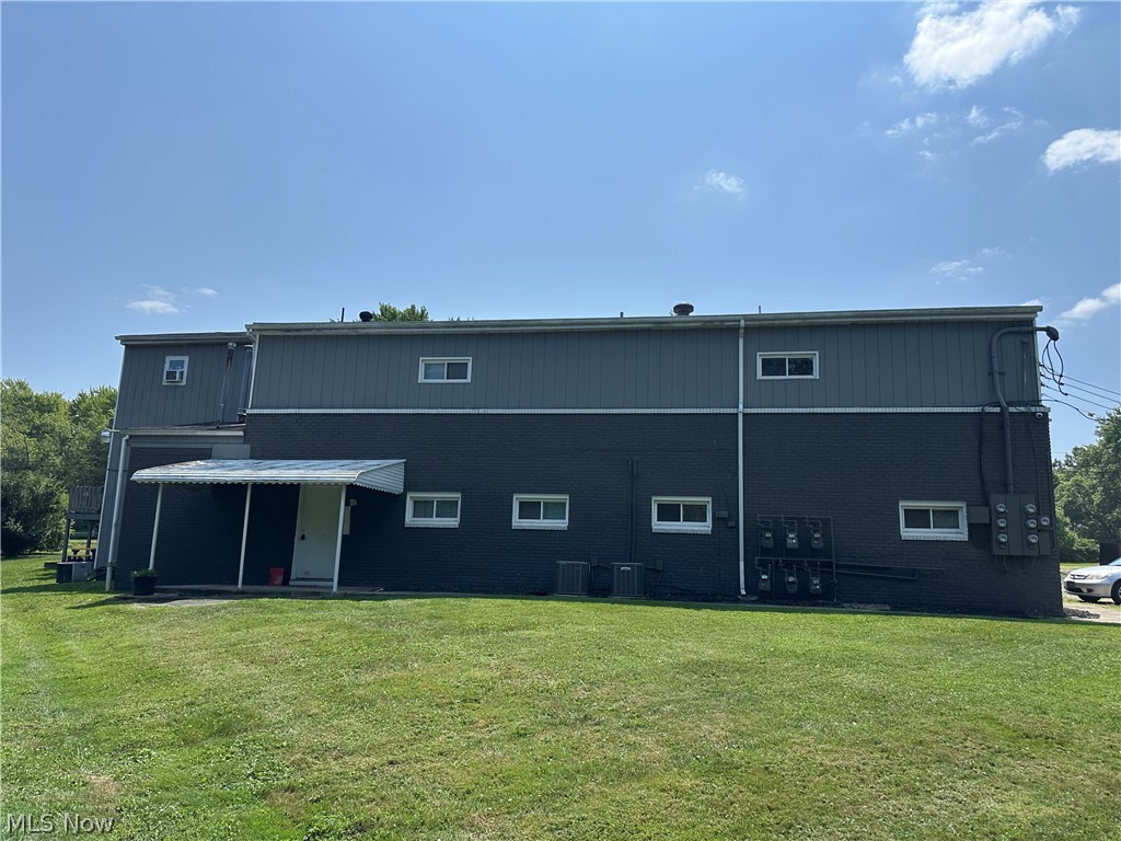 5885 Youngstown Hubbard Road Hubbard OH 44425