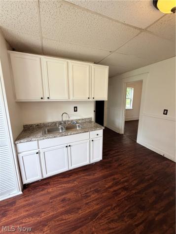 6603 Charter Avenue Cleveland OH 44127
