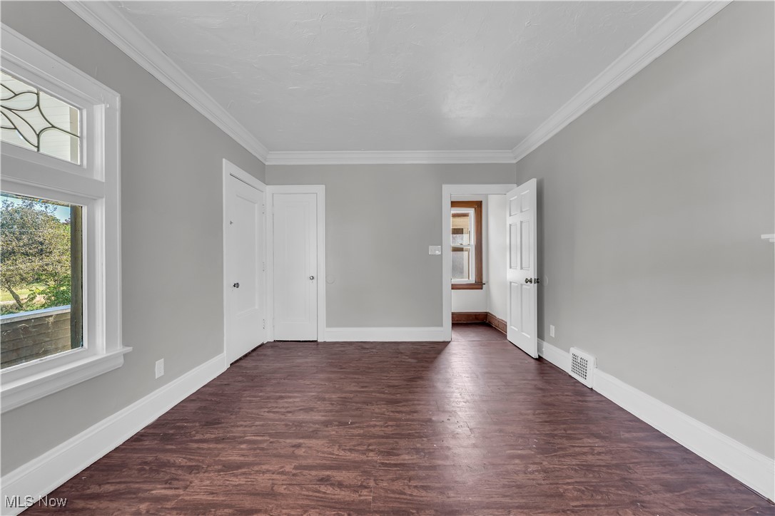 4732 E 104th Street Garfield Heights OH 44125