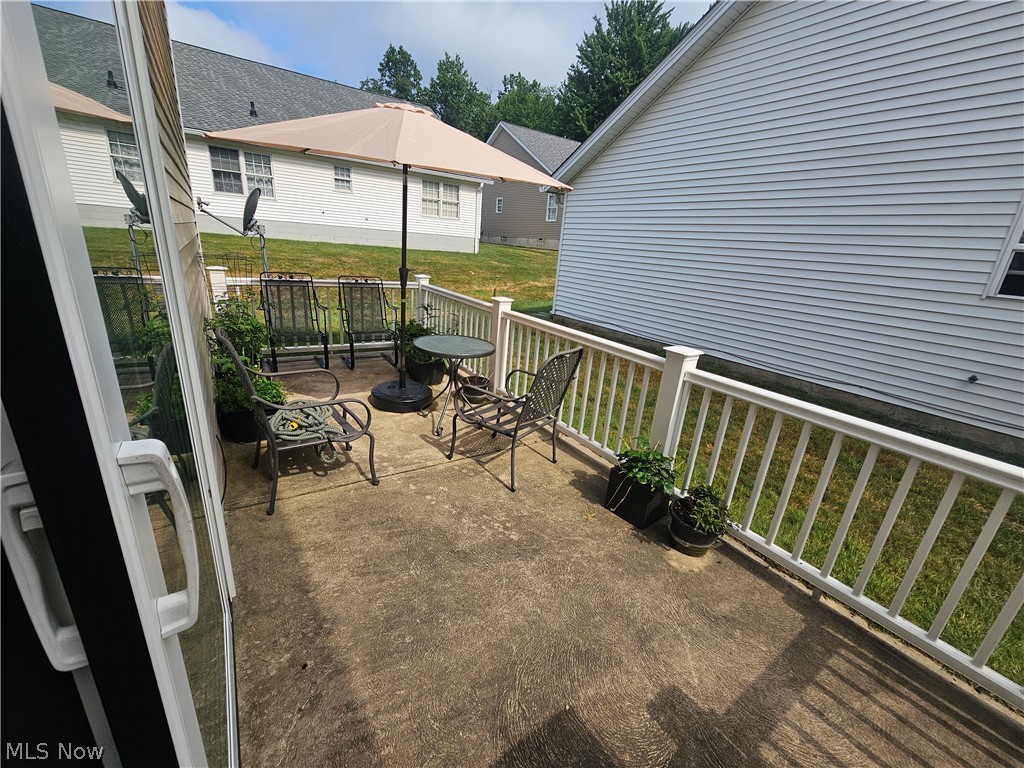 15032 Woodsong Drive Middlefield OH 44062