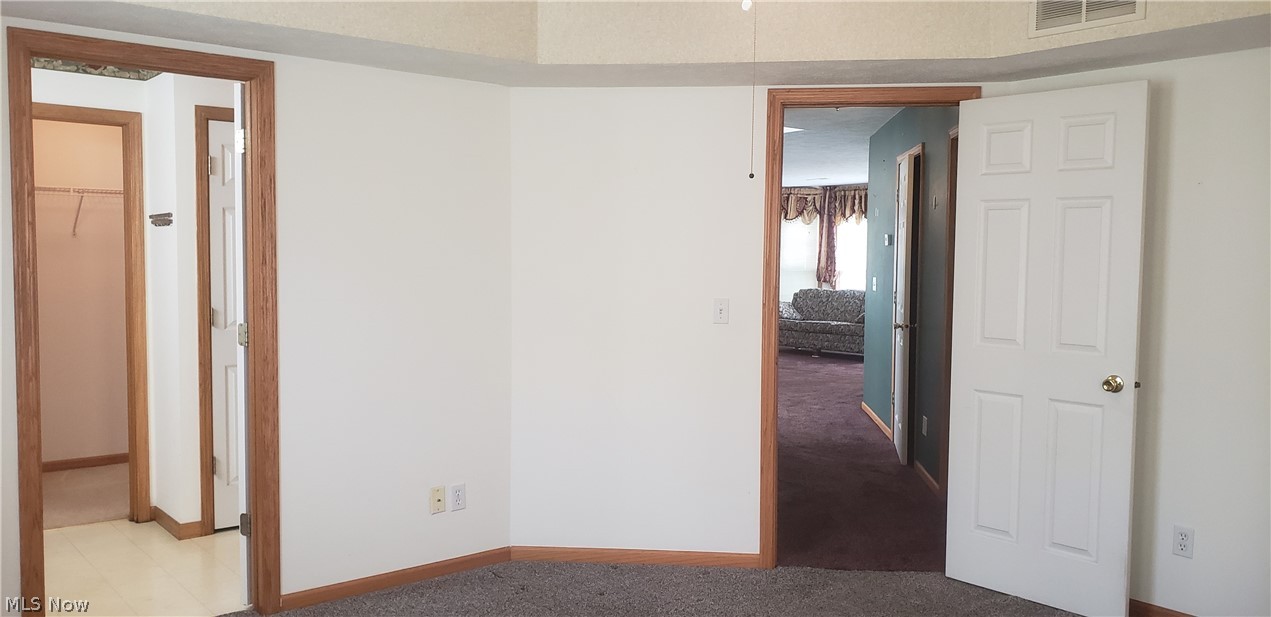 15032 Woodsong Drive Middlefield OH 44062