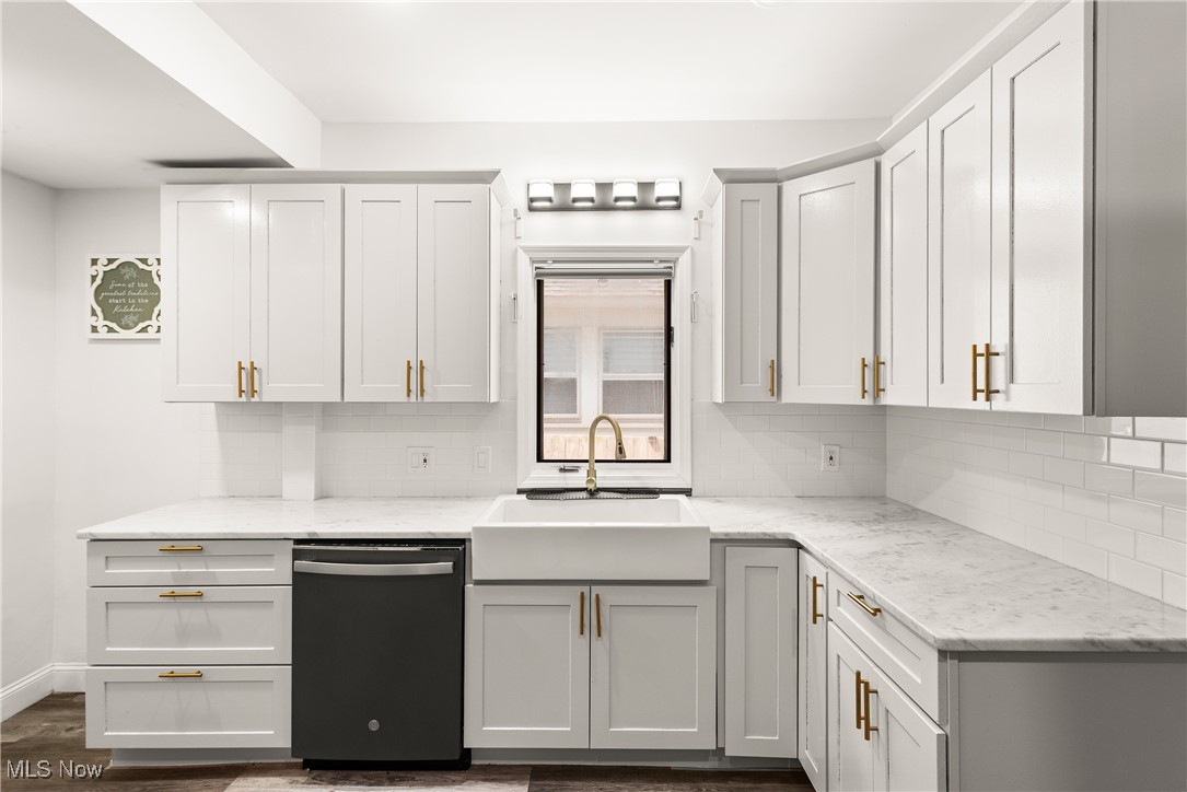 3048 Euclid Heights Boulevard Cleveland Heights OH 44118