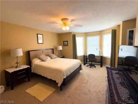 8426 Chester Parkway Cleveland OH 44106