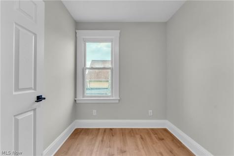 1330 W 67 Street Cleveland OH 44102