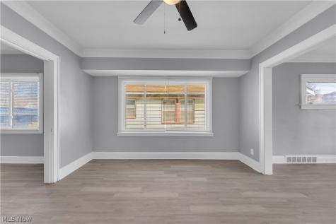 10613 Sandusky Avenue Cleveland OH 44105