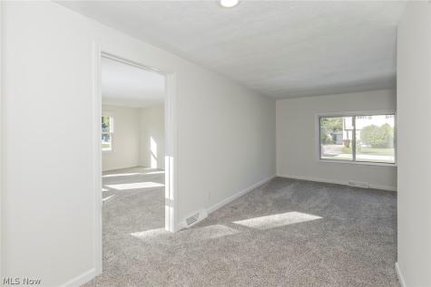 853 Cherokee Trail Willoughby OH 44094