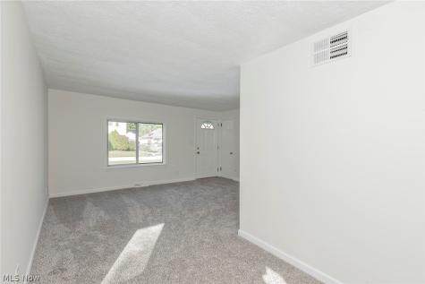 853 Cherokee Trail Willoughby OH 44094