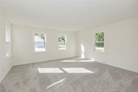 853 Cherokee Trail Willoughby OH 44094