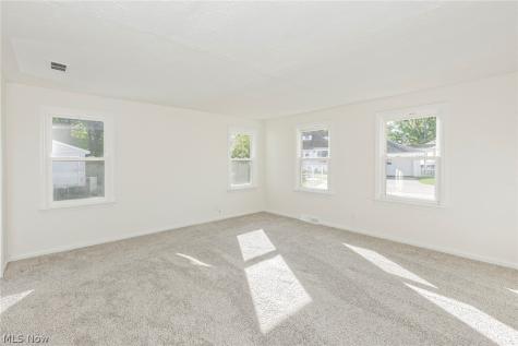 853 Cherokee Trail Willoughby OH 44094