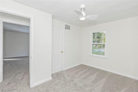 853 Cherokee Trail Willoughby OH 44094