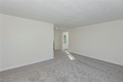 853 Cherokee Trail Willoughby OH 44094
