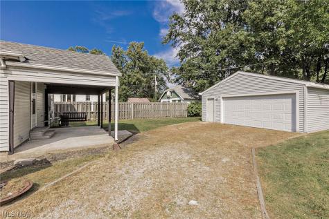 853 Cherokee Trail Willoughby OH 44094