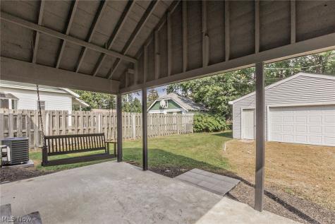 853 Cherokee Trail Willoughby OH 44094