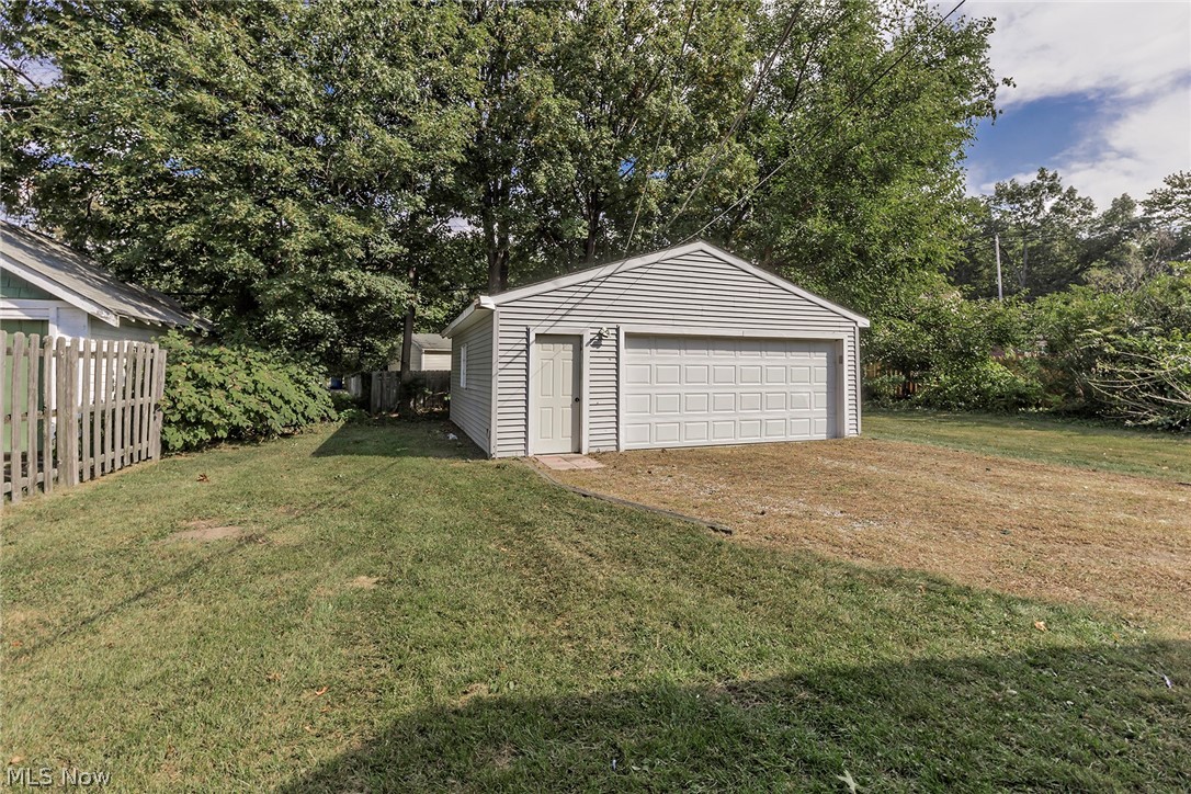 853 Cherokee Trail Willoughby OH 44094