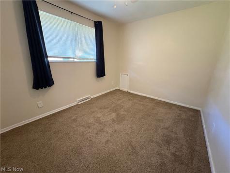 1925 Evergreen Avenue Akron OH 44301
