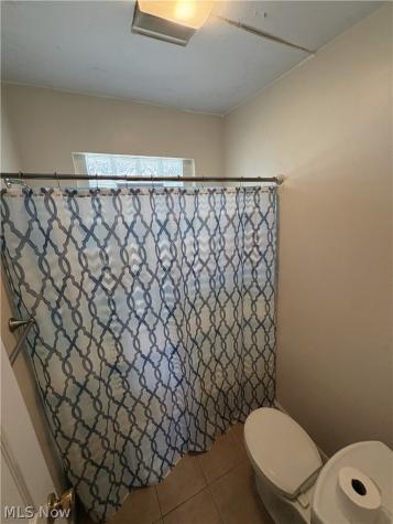 1925 Evergreen Avenue Akron OH 44301