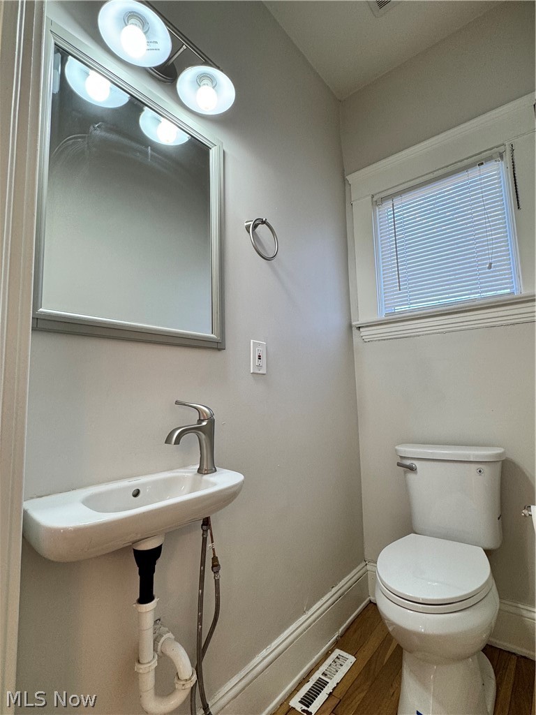 1481 E 106th Street Cleveland OH 44106