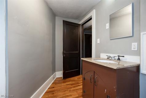 888 Harrison Avenue Akron OH 44314