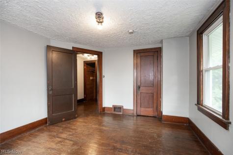 888 Harrison Avenue Akron OH 44314