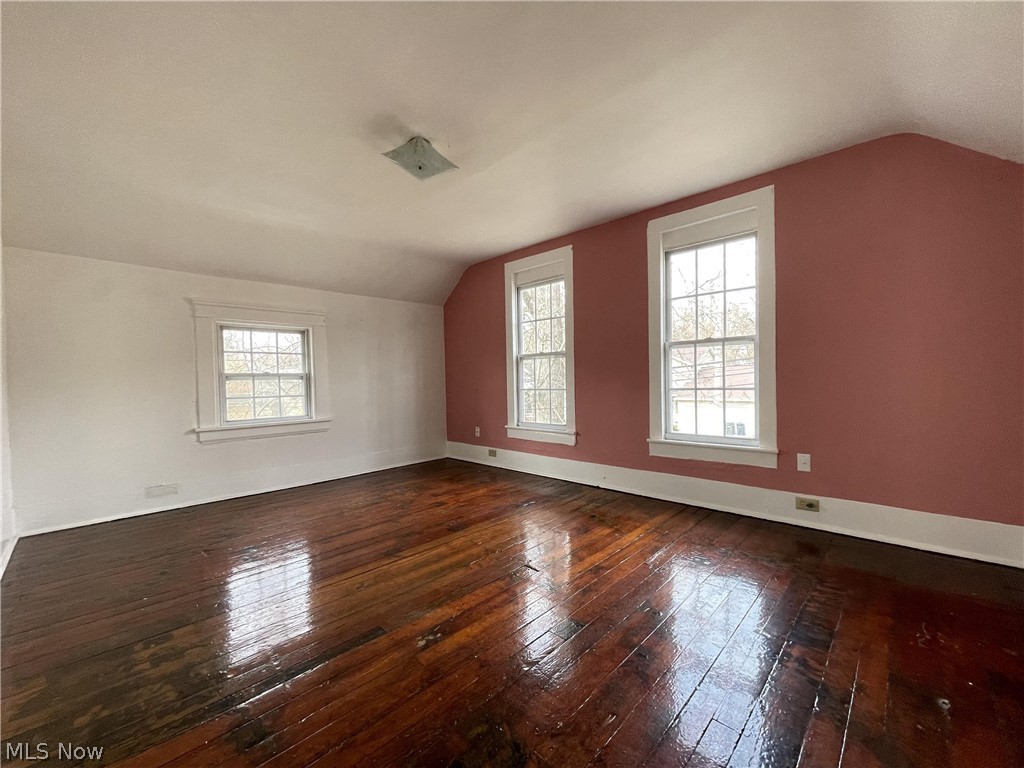 386.5 Silver Street Akron OH 44303