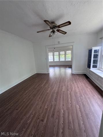 12337 Chesterfield Avenue Cleveland OH 44108