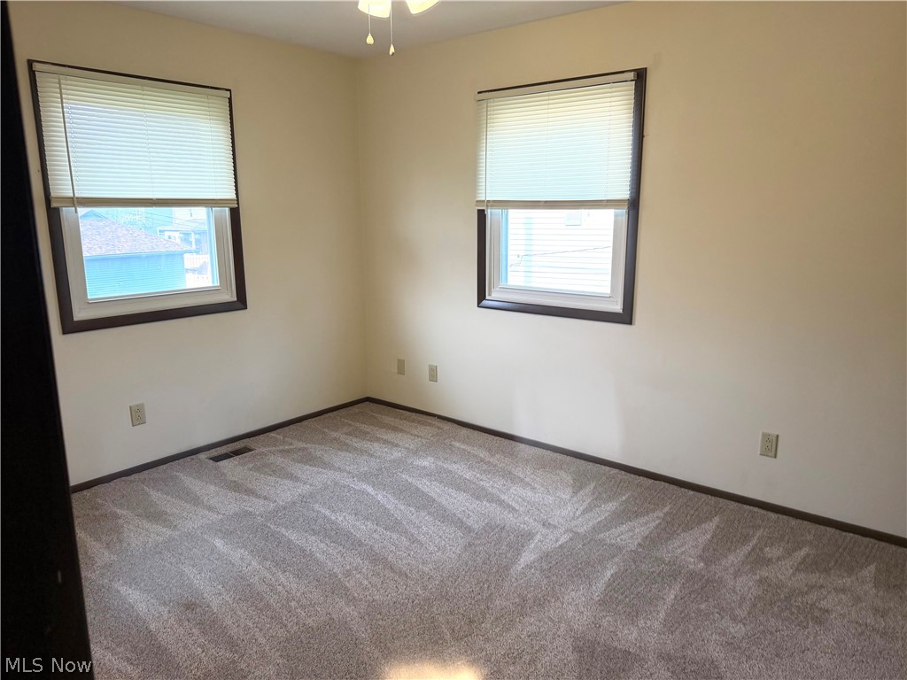 1512 Clairmont Avenue Cambridge OH 43725