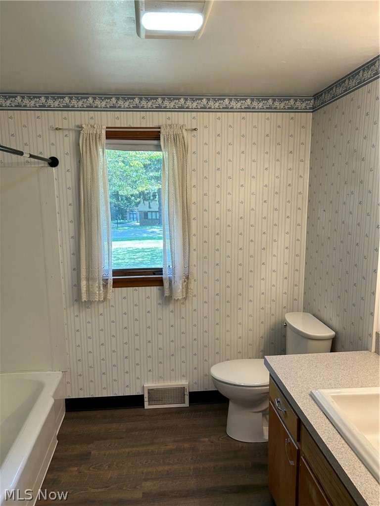 4384 Parkdale Avenue NW Canton OH 44718