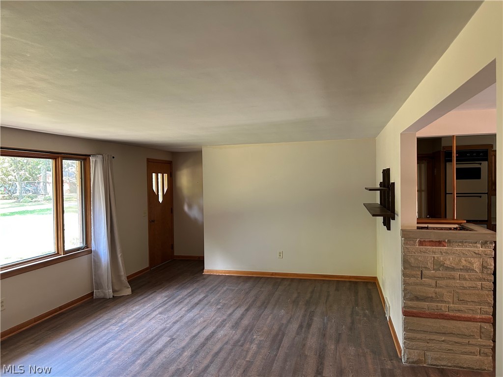 4384 Parkdale Avenue NW Canton OH 44718