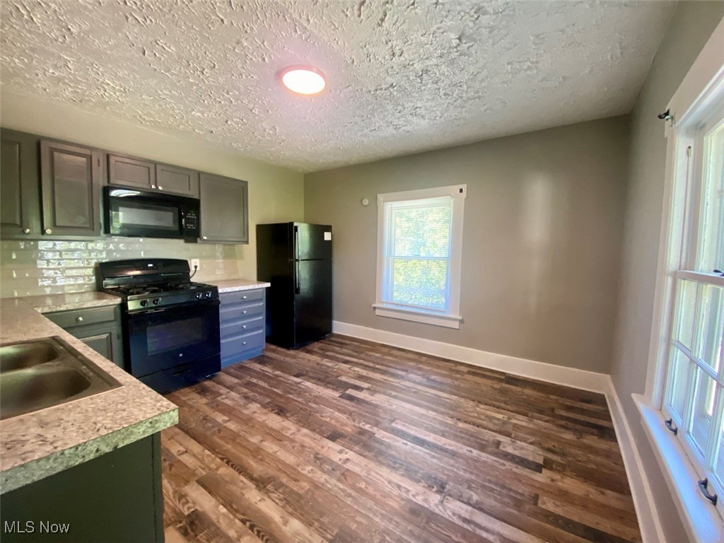 999 W Exchange Street Akron OH 44302