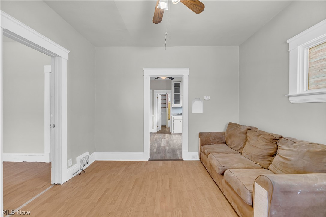 3464 W 91st Street Cleveland OH 44102