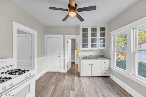3464 W 91st Street Cleveland OH 44102