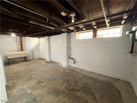 2065 23rd Street Cuyahoga Falls OH 44223