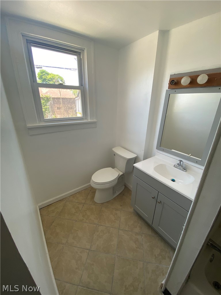 1445 Maryland Avenue Steubenville OH 43952