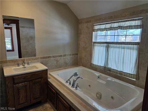 2230 Nagel Road Avon OH 44011