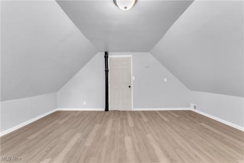 11702 Brookfield Avenue Cleveland OH 44135