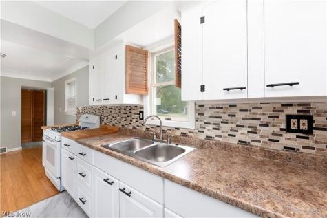 27309 Bagley Road Olmsted Twp OH 44138