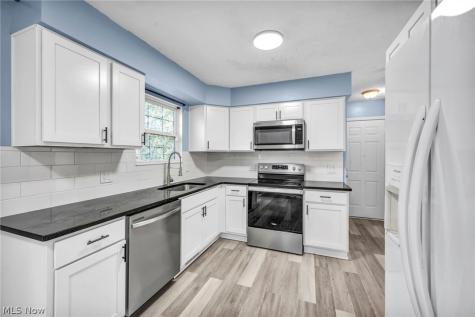 287 Alden Avenue Akron OH 44313
