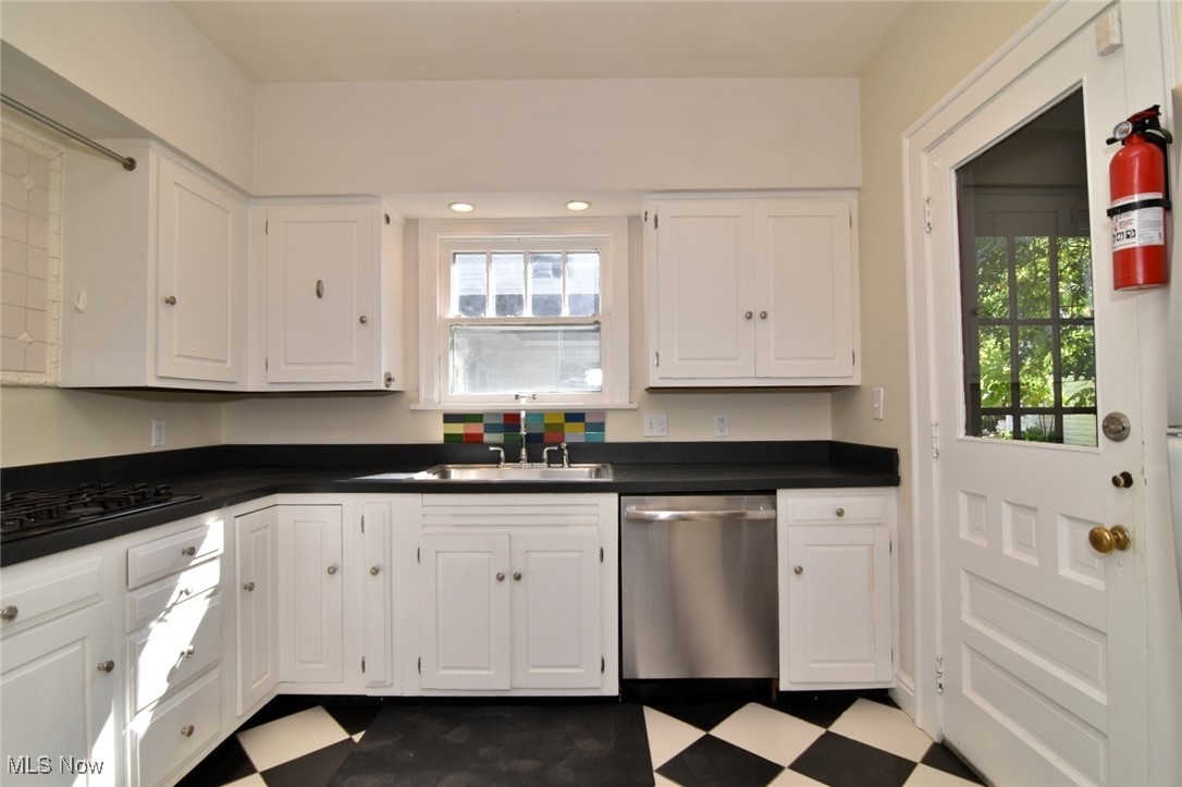 3180 Chadbourne Road Shaker Heights OH 44120