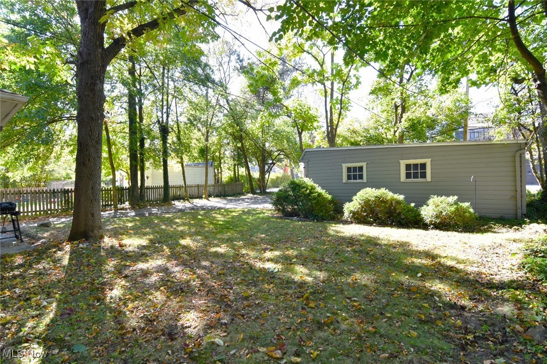 3180 Chadbourne Road Shaker Heights OH 44120