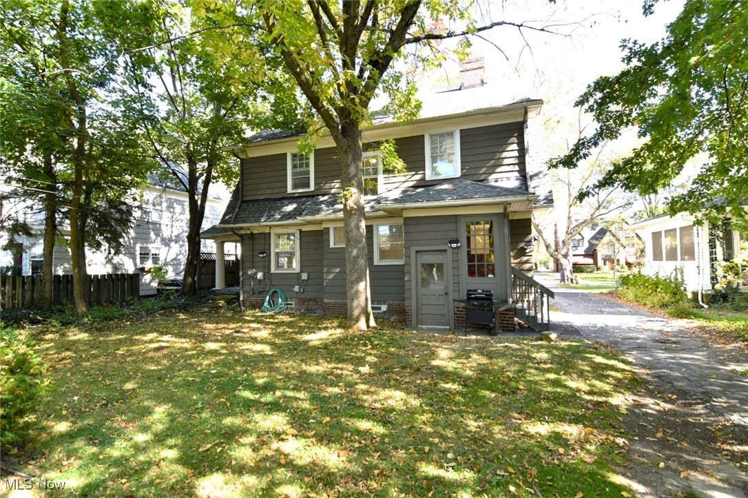 3180 Chadbourne Road Shaker Heights OH 44120