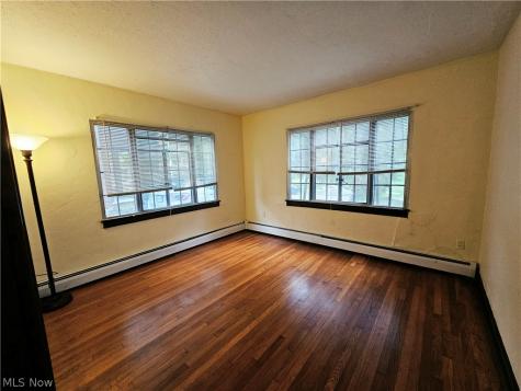 18313 Newell Road Shaker Heights OH 44122