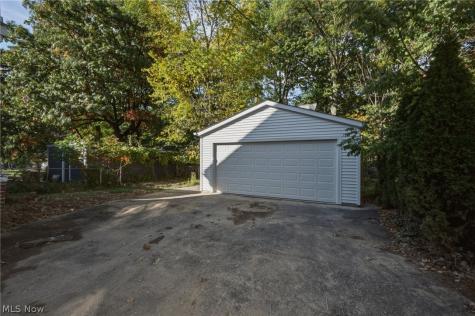 3379 Euclid Heights Boulevard Cleveland Heights OH 44118