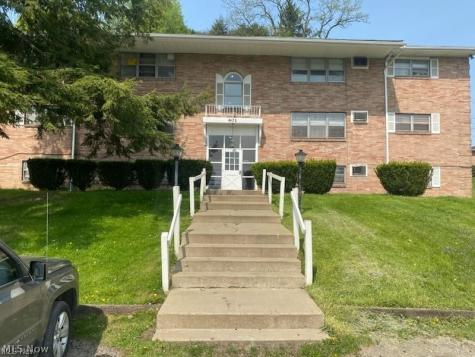 407 Colonial Drive Steubenville OH 43952