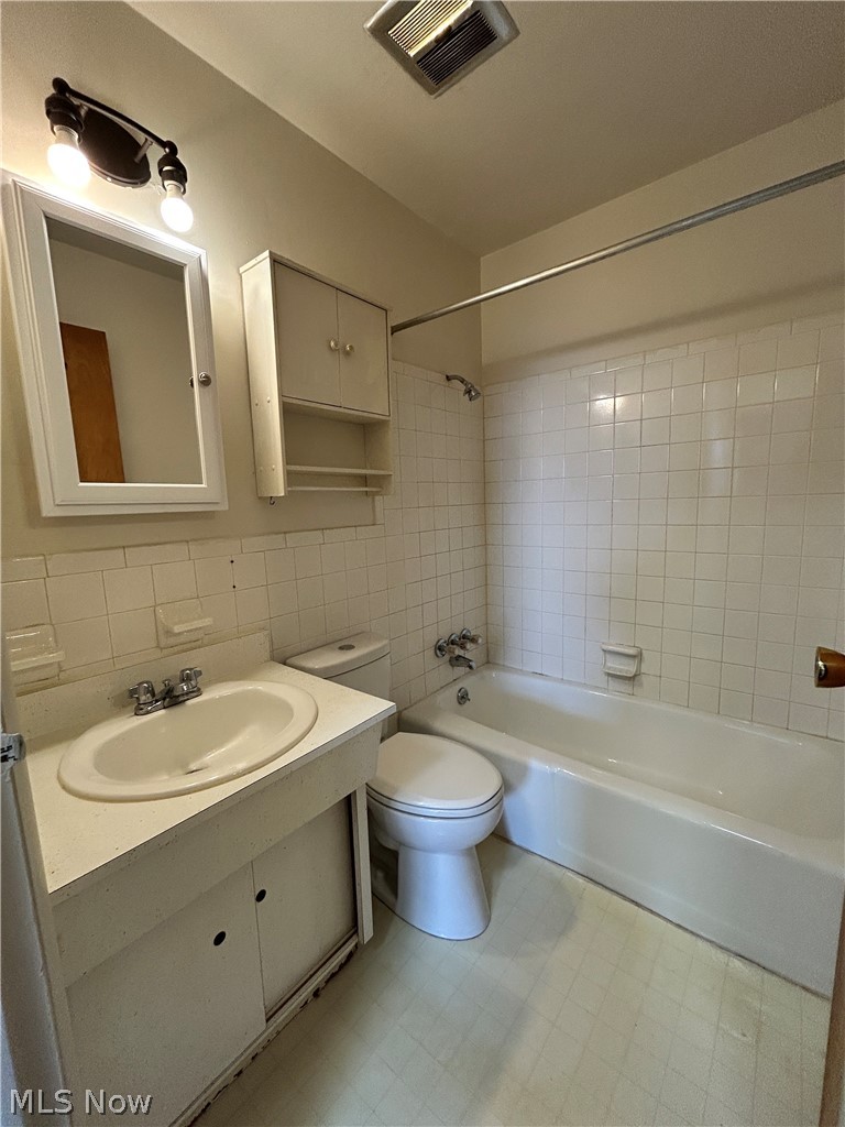 407 Colonial Drive Steubenville OH 43952