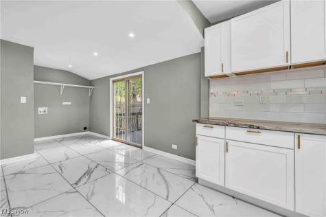 1812 Brevier Avenue Cleveland OH 44113