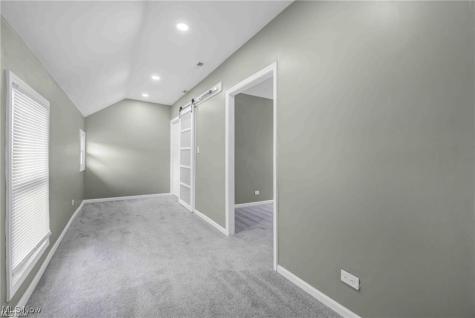 1812 Brevier Avenue Cleveland OH 44113