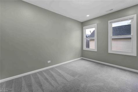 1812 Brevier Avenue Cleveland OH 44113