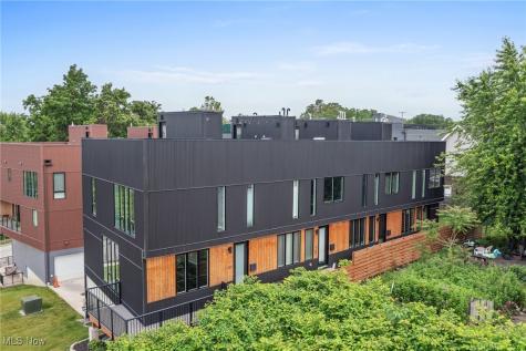 416 Jefferson Avenue Cleveland OH 44113